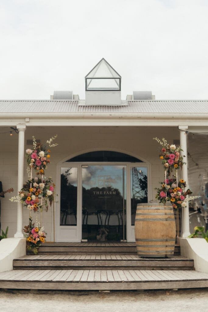 The Willow Branch florals for a stunning The Farm in the Yarra Valley, only an hour from Melbourne,  captured by Ebb and Flow Photography